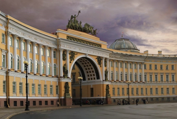 Росси арка главного штаба