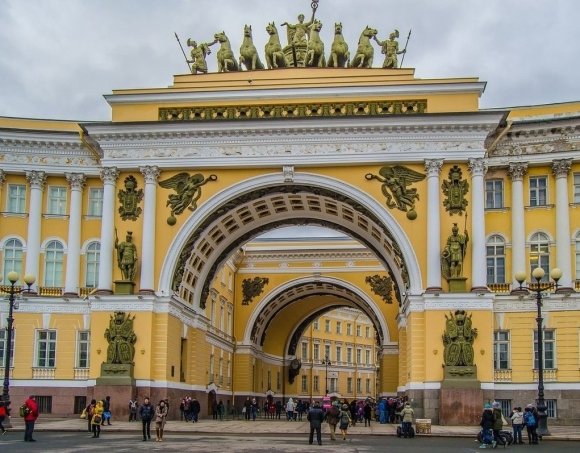 Росси арка главного штаба