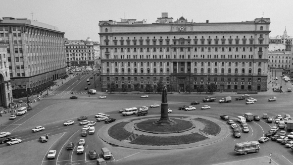 Площадь Дзержинского в Москве Лубянка