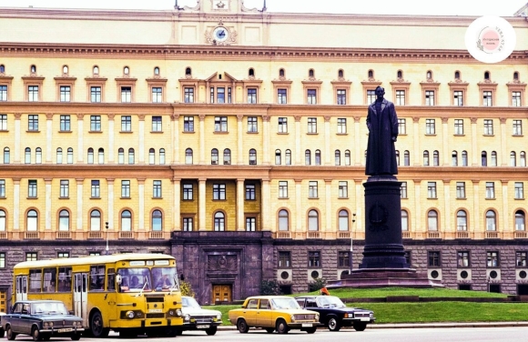 Лубянская площадь памятник Дзержинскому