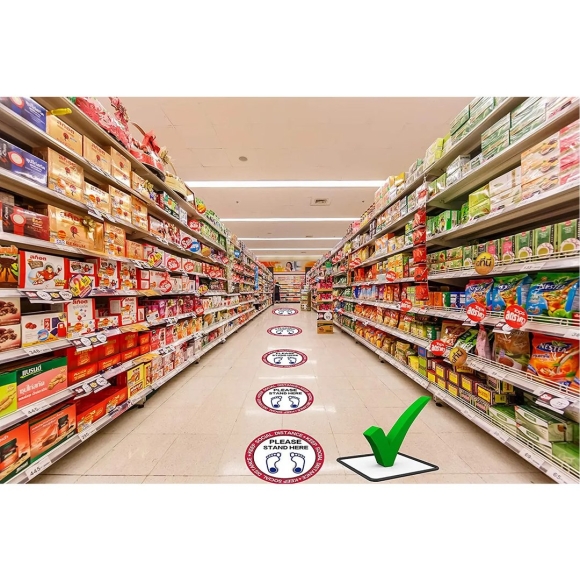 Полки с продуктами