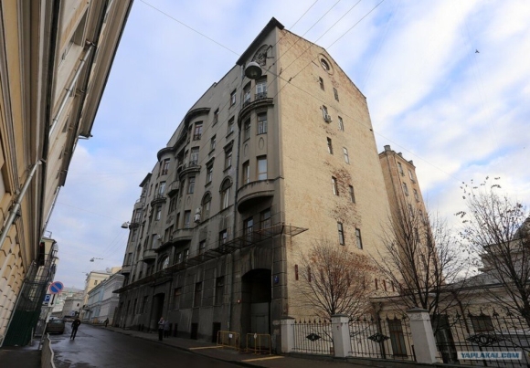 Дом братьев стуловых в Москве