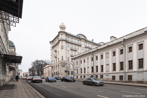 Дом Шамшина на Знаменке