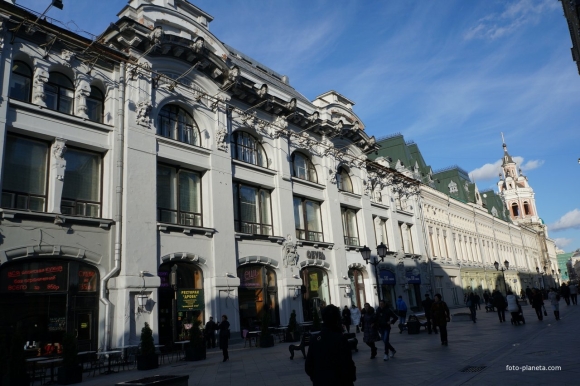 Никольские торговые ряды Кекушев