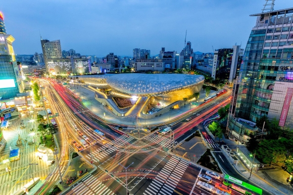 Dongdaemun Design Plaza в Корее