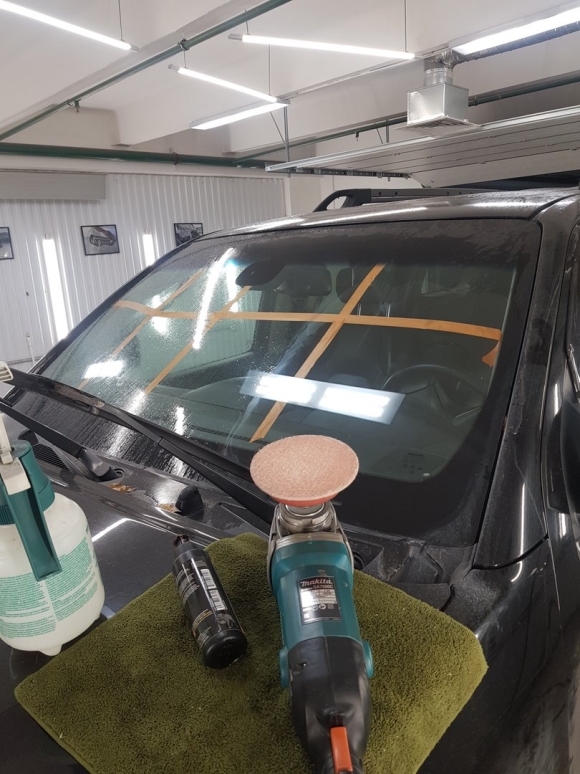 Полировка автомобильных стекол