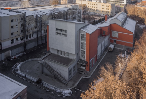 Клуб Дорхимзавода на Бережковской набережной