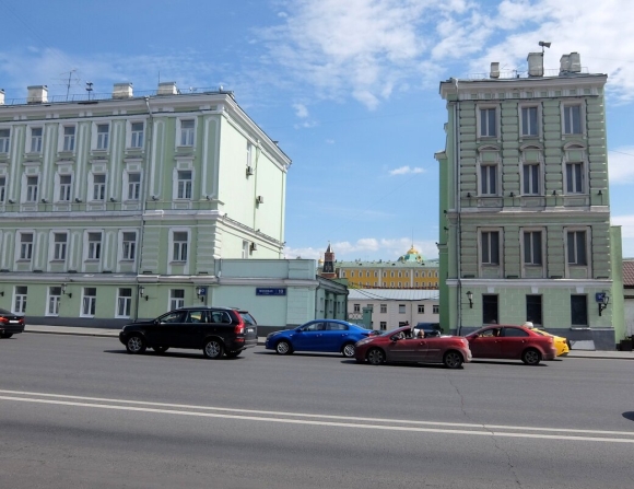 Разорванный дом в Москве