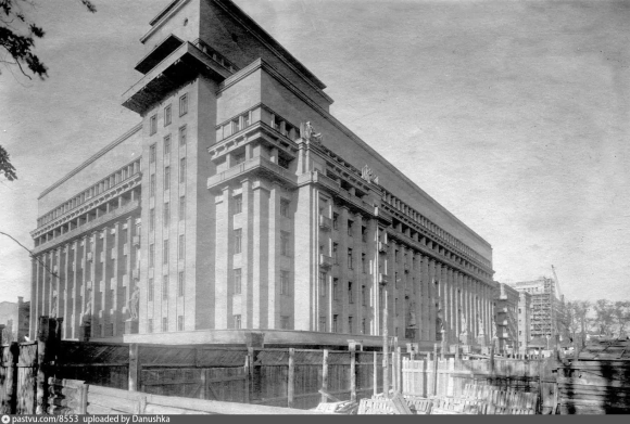 Министерство авиационной промышленности СССР Уланский переулок