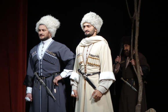 Северо осетинский Академический театр имени Тхапсаева