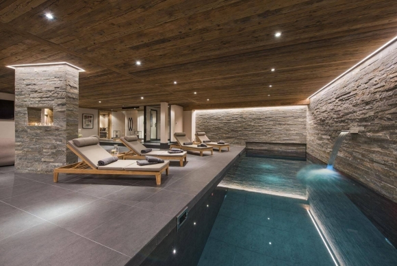 Luxury Alpine Chalet