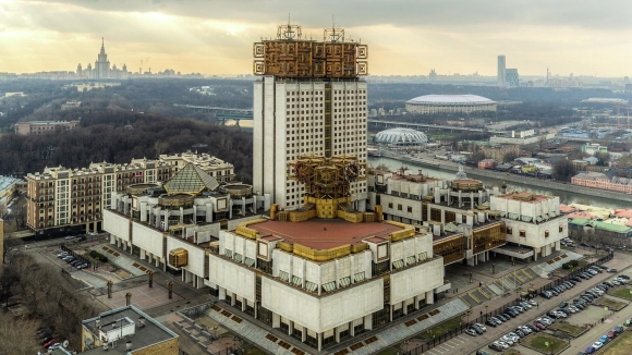 Здание Академии наук РАН Москва