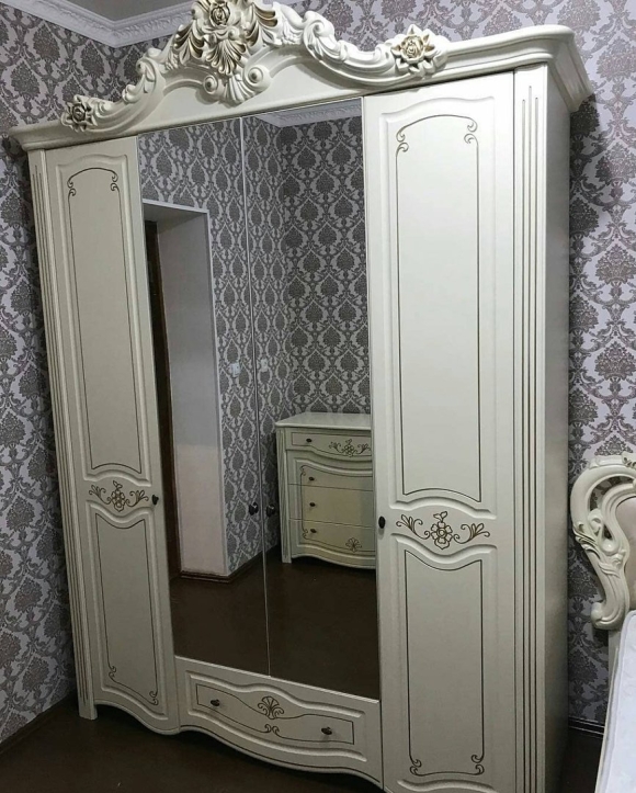 Спальный гарнитур Амелия