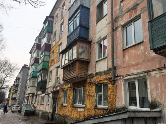 Фасады домов хрущевок