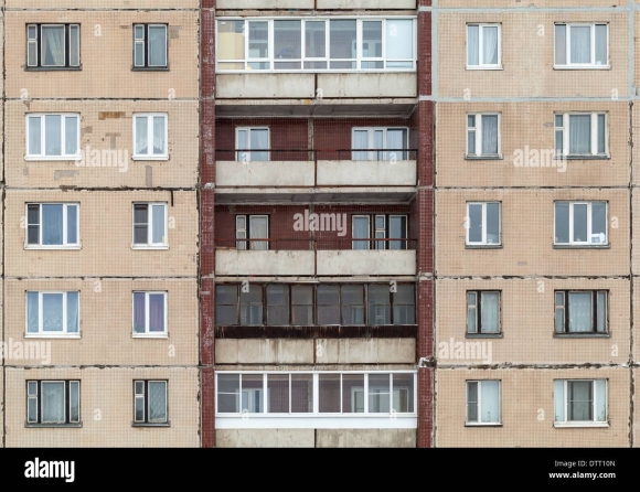 Окно в панельном доме