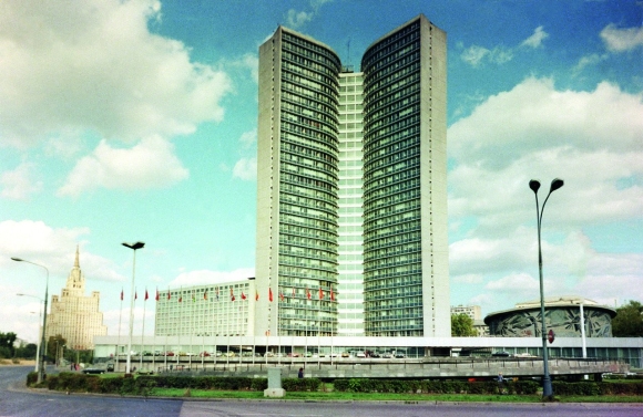 Здание СЭВ В Москве