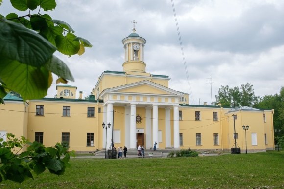 Храм Святой равноапостольной Марии Магдалины Павловск
