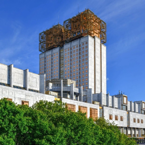 Здание Российской Академии наук Москва
