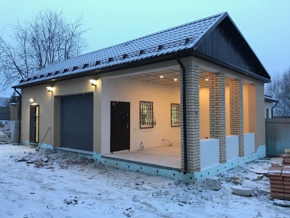 Гараж из пеноблоков