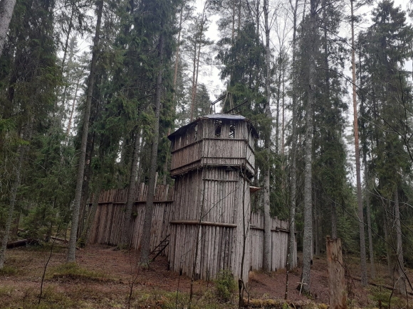Деревянная крепость в Лемболово