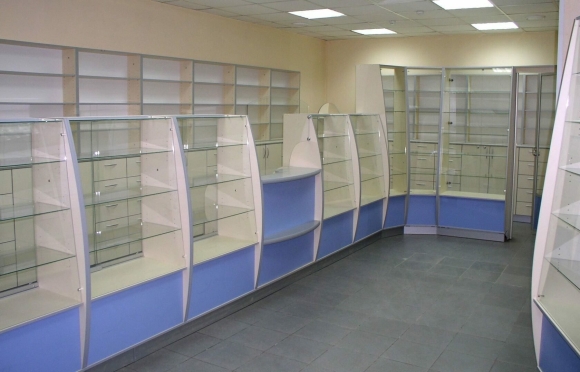 Стеллажи в аптеке