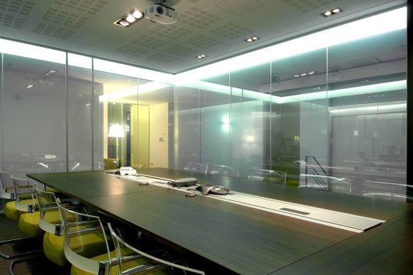 Private Glass