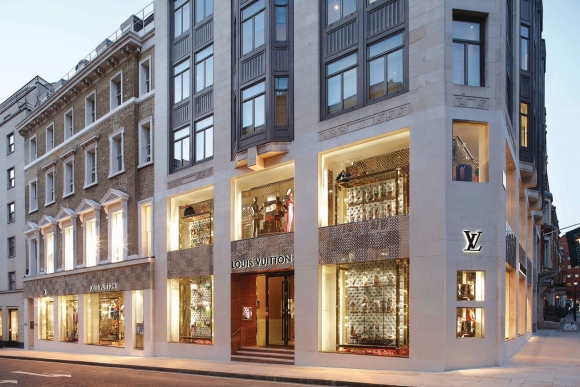 Louis Vuitton фасад
