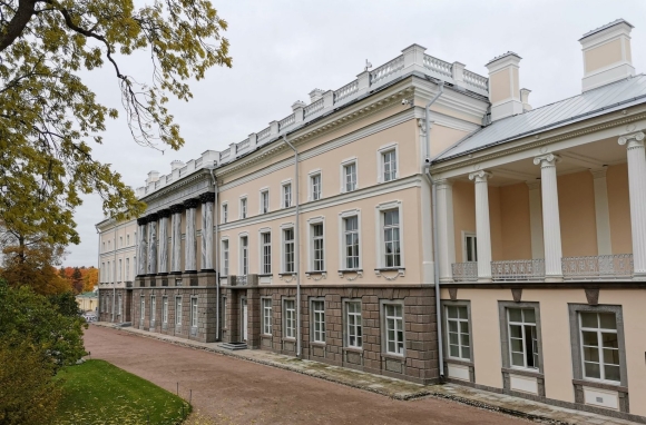 Зубовский флигель Екатерининского дворца