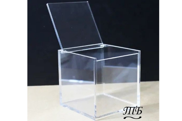 Коробки из прозрачного акрила