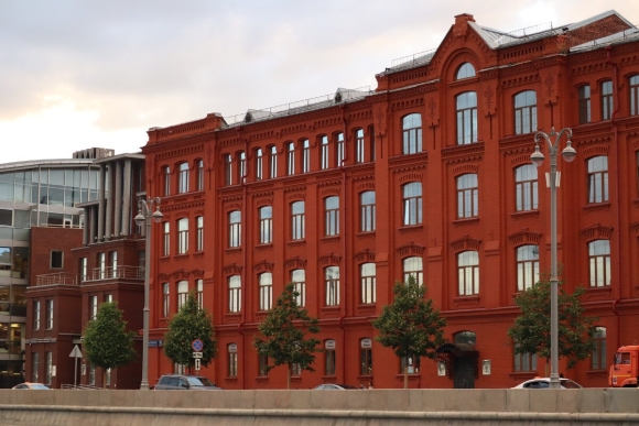 Фабрика красный октябрь Москва