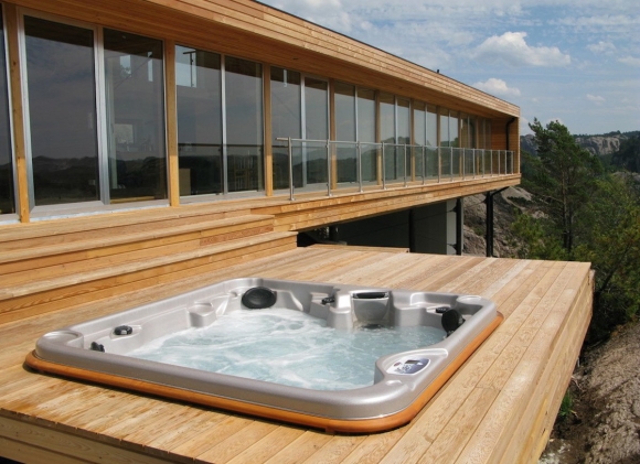 Джакузи уличное Jacuzzi