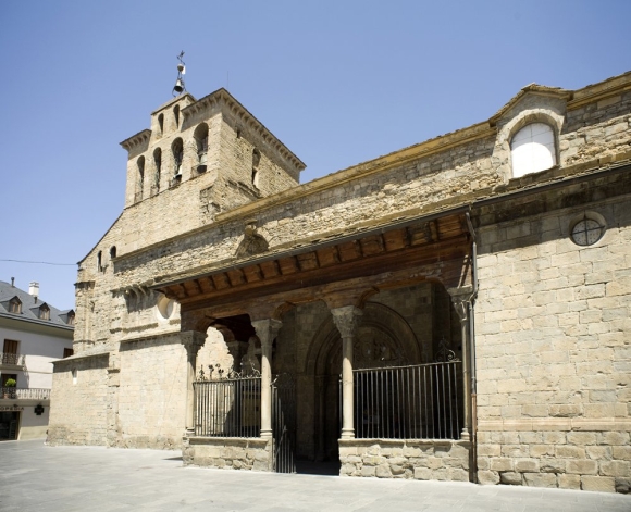 Huesca Cathedral Уэска