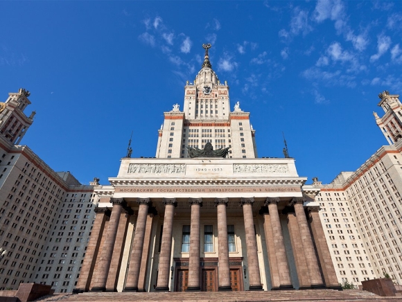 Сталинские высотки красные ворота