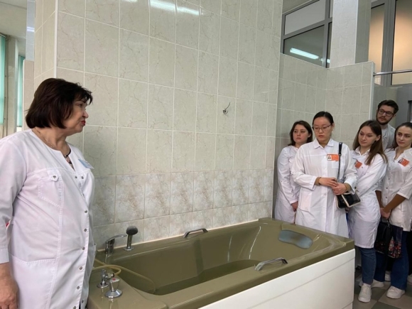 Врачи водолечебницы в Тирасполе