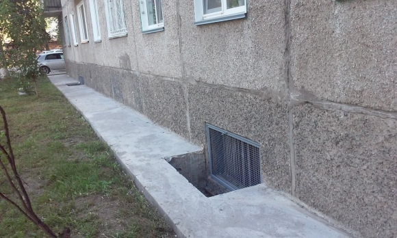Отмостка подвальный приямок