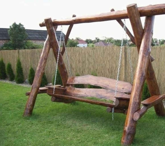 Качеля деревянная
