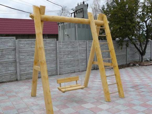 Качели деревянные детские