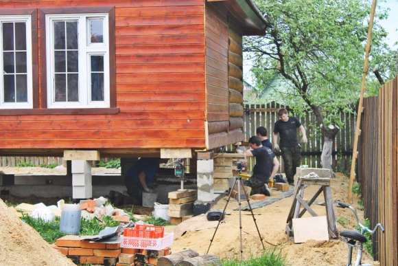 Реконструкция фундамента деревянного дома