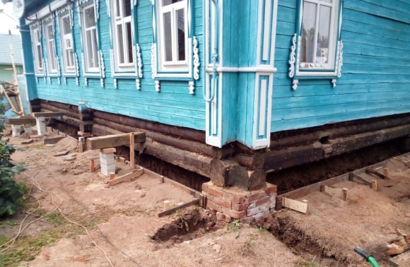 Фундамент старых деревянных домов