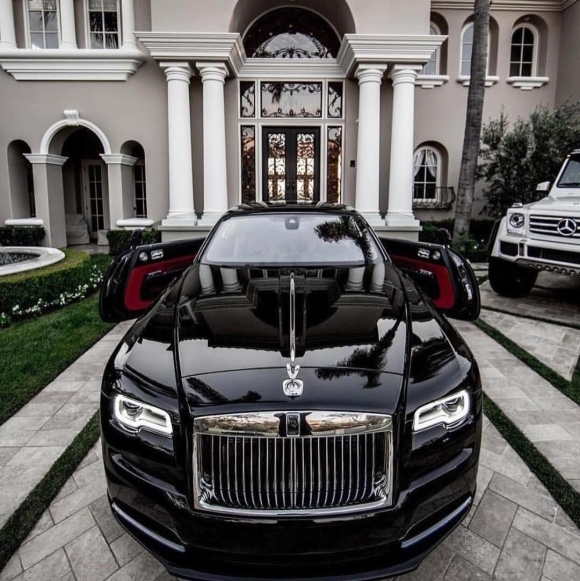 Роллс Ройс Luxury