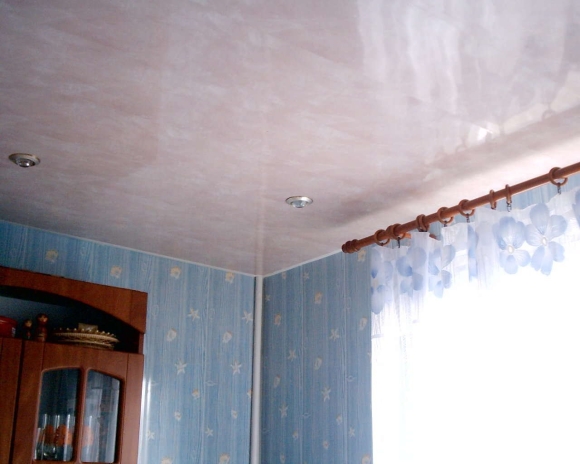 Потолок из панелей ПВХ