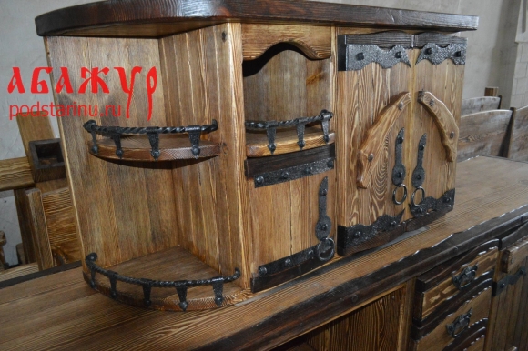 Полки на кухню под старину из дерева
