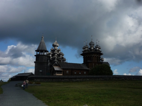 Храм Пресвятой Богородицы Кижского погоста