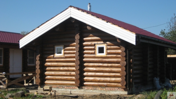 Баня из рубленного бревна