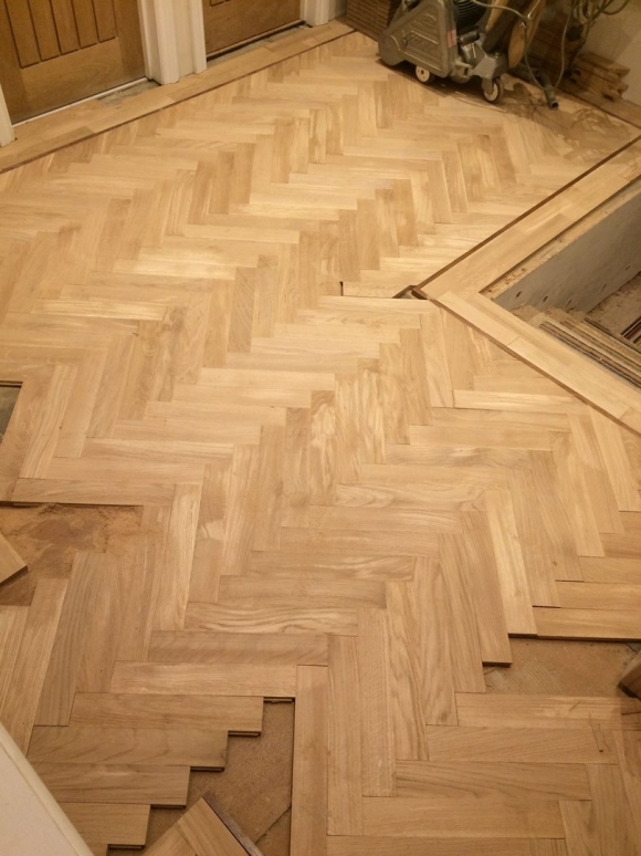 Herringbone ламинат елочка