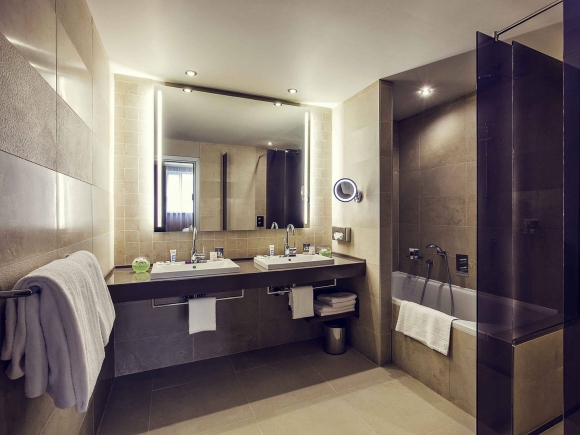 Отель Mercure Тюмень номера Люкс