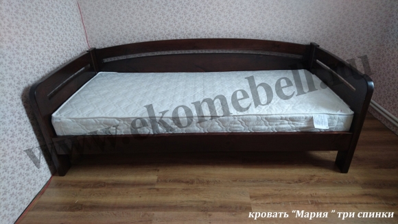 Кровать с тремя спинками