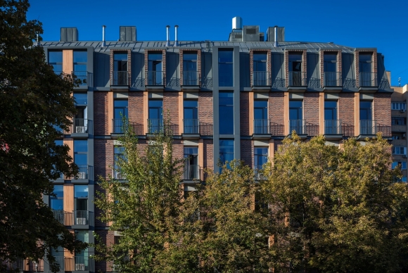 Реновация здания на улице Берзарина