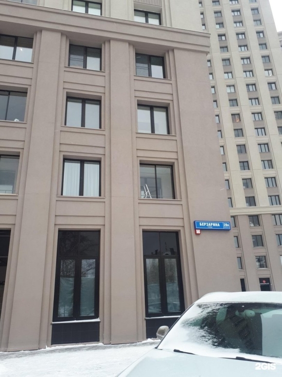 Октябрьское поле улица Берзарина