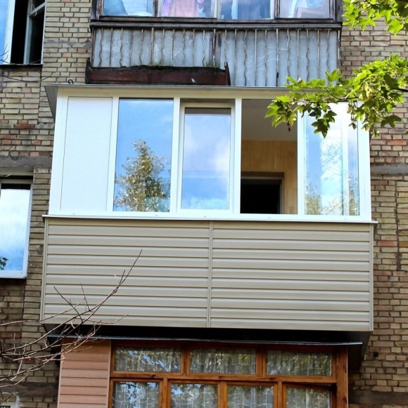 Застекленный балкон